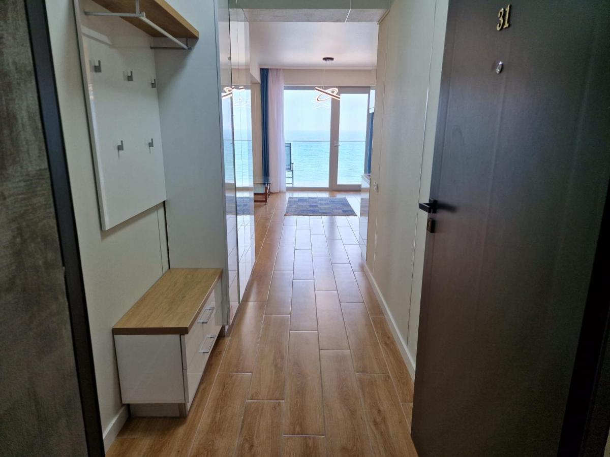 Promenada Sea View Apartment Navodari Bagian luar foto