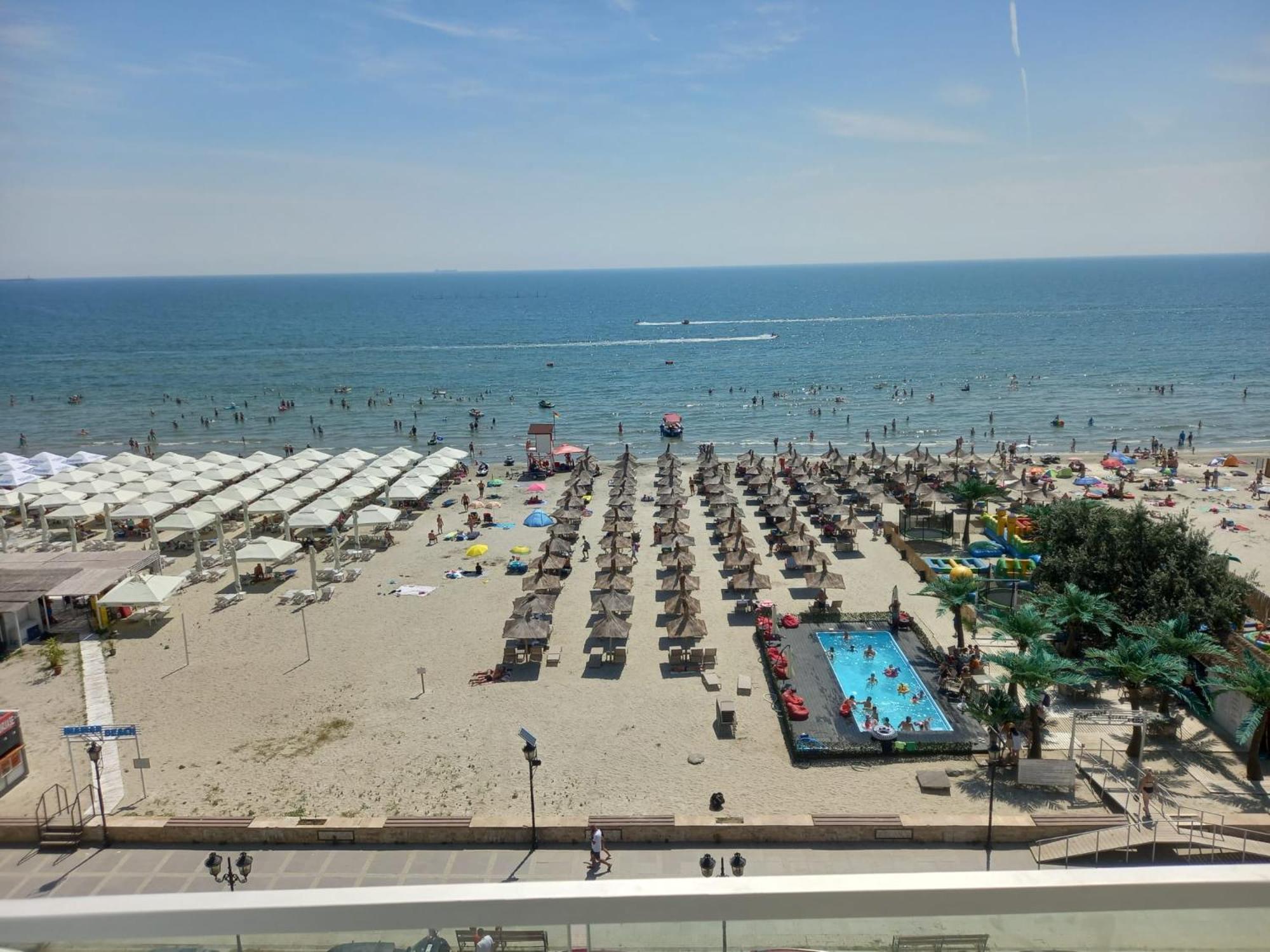Promenada Sea View Apartment Navodari Bagian luar foto